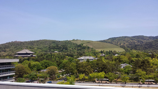 県庁屋上から東大寺・若草山 県庁屋上から東大寺・若草山